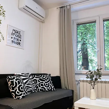 Fully Equipped - Cozy & Convenient Apartment *